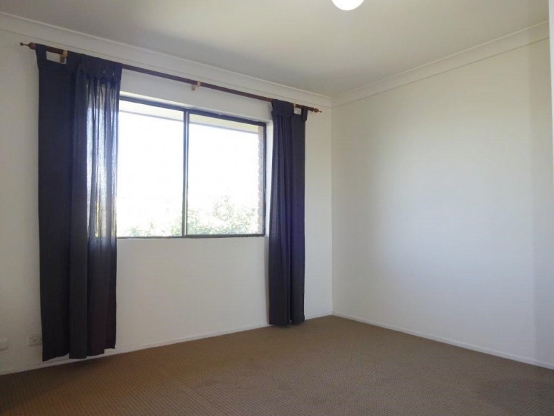 4/58. Underhill Avenue, Indooroopilly QLD 4068