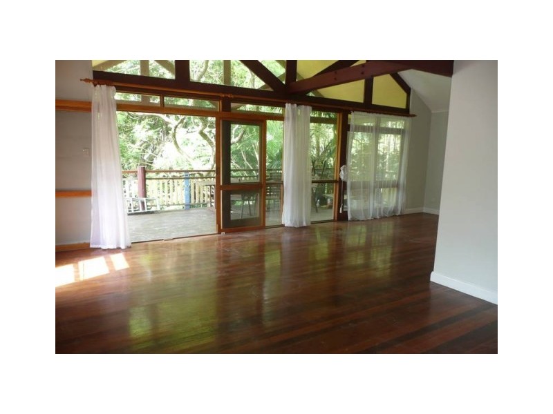 112 Jerrang Street, Indooroopilly QLD 4068