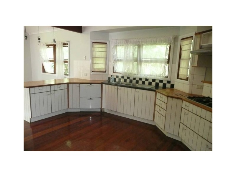 112 Jerrang Street, Indooroopilly QLD 4068