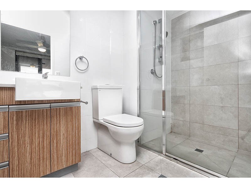 16/8 Finney Road, Indooroopilly QLD 4068
