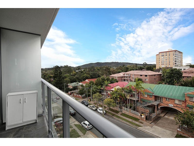 16/8 Finney Road, Indooroopilly QLD 4068