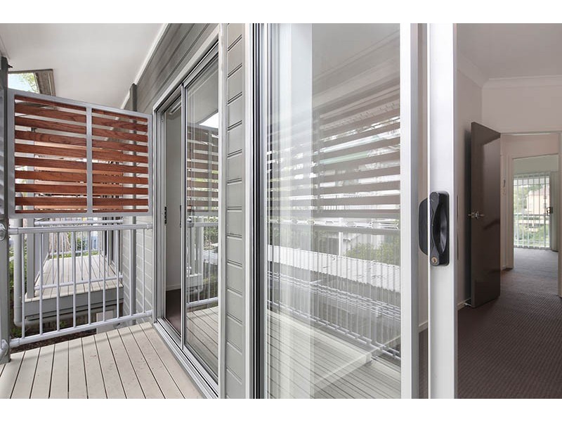4/23 Curlew Street, Toowong QLD 4066