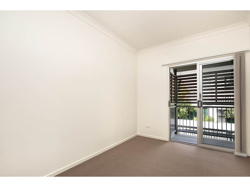 4/23 Curlew Street, Toowong QLD 4066