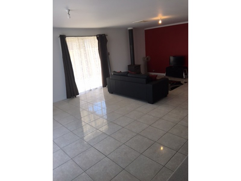 13 Carmine Court, Parafield Gardens SA 5107