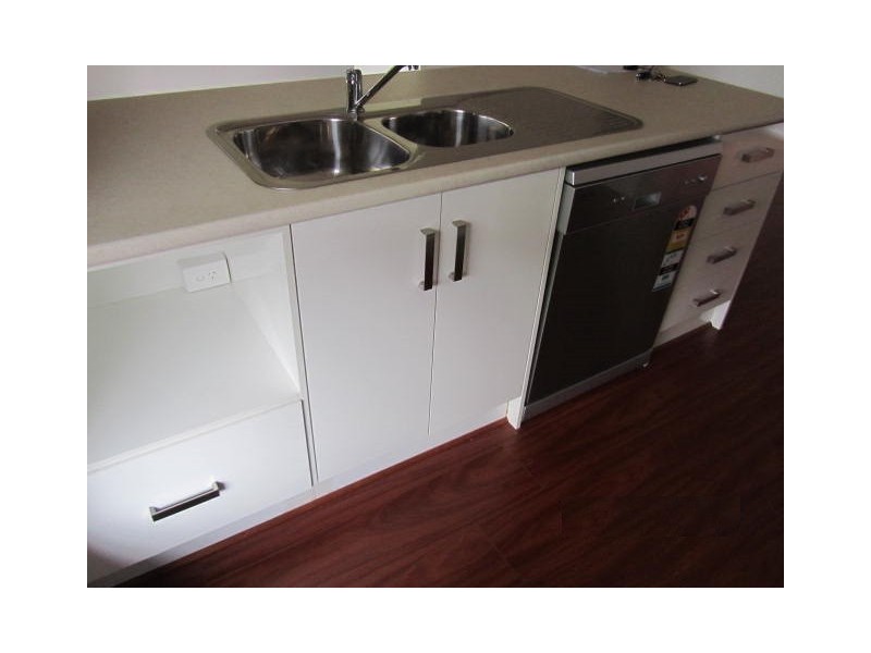 4 Leslie Street, Elizabeth East SA 5112