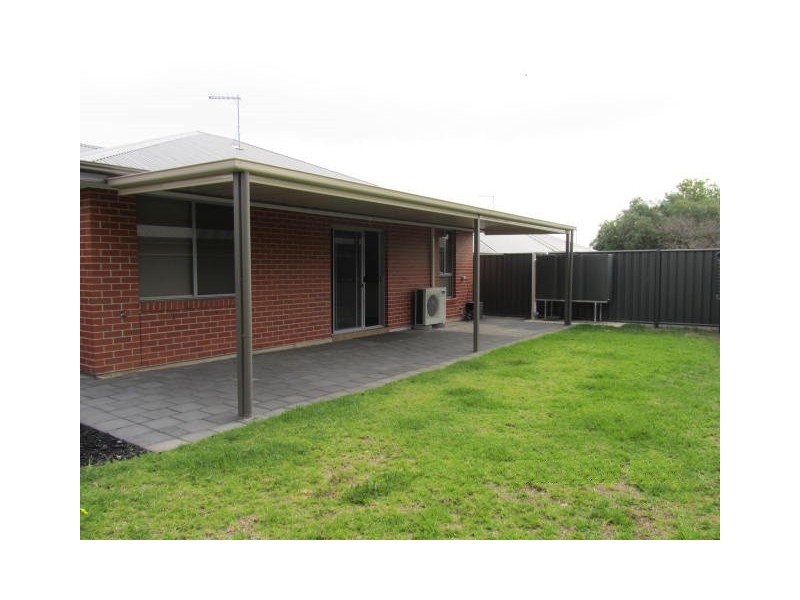 4 Leslie Street, Elizabeth East SA 5112