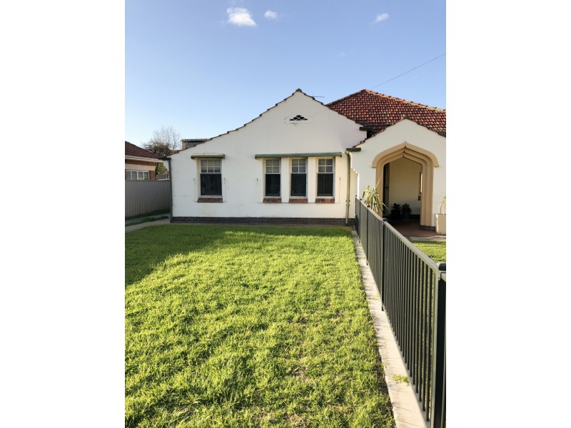 24 Cedar Avenue, Woodville South SA 5011