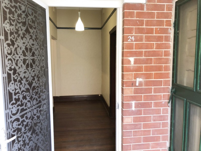 24 Cedar Avenue, Woodville South SA 5011