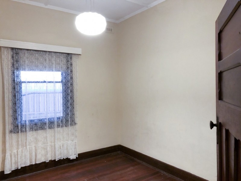 24 Cedar Avenue, Woodville South SA 5011