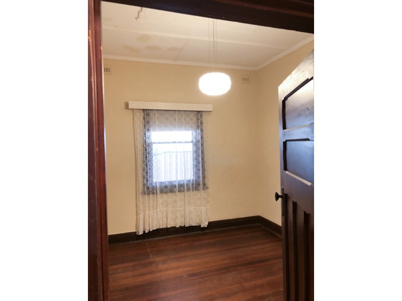 24 Cedar Avenue, Woodville South SA 5011