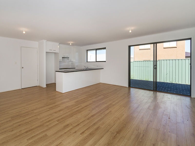 4 Dover Place, Elizabeth Park SA 5113