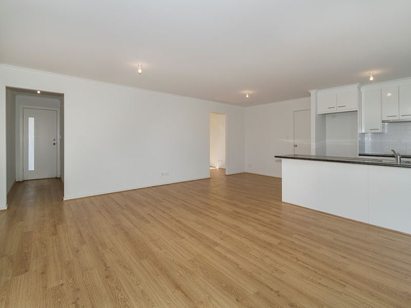 4 Dover Place, Elizabeth Park SA 5113