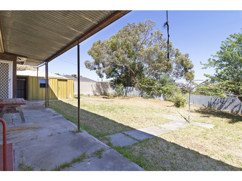 35 Marsh Avenue, Para Hills SA 5096