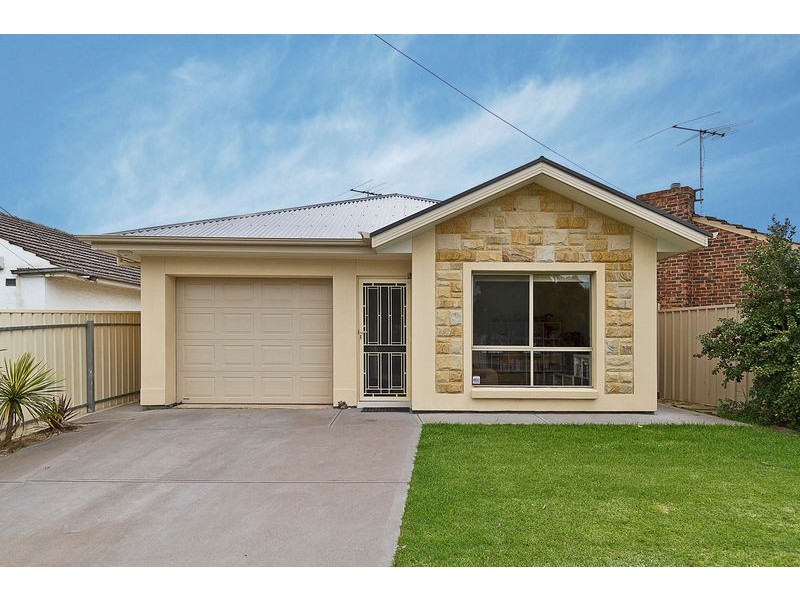 2a Stroud Street, Clearview SA 5085
