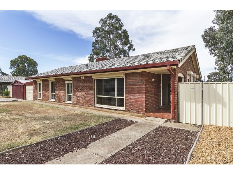 1 The Pines Grove, Paralowie SA 5108