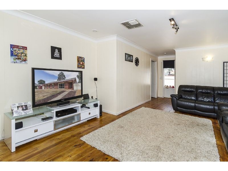 1 The Pines Grove, Paralowie SA 5108