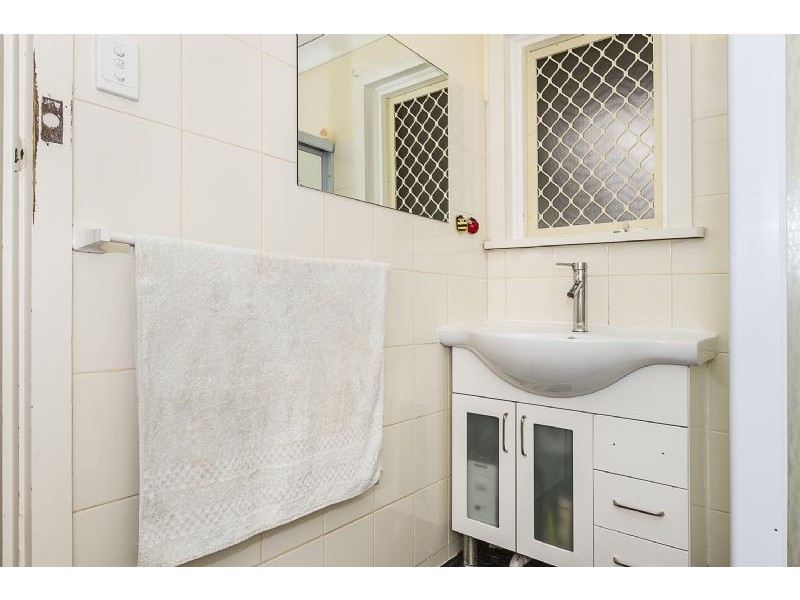 1 The Pines Grove, Paralowie SA 5108