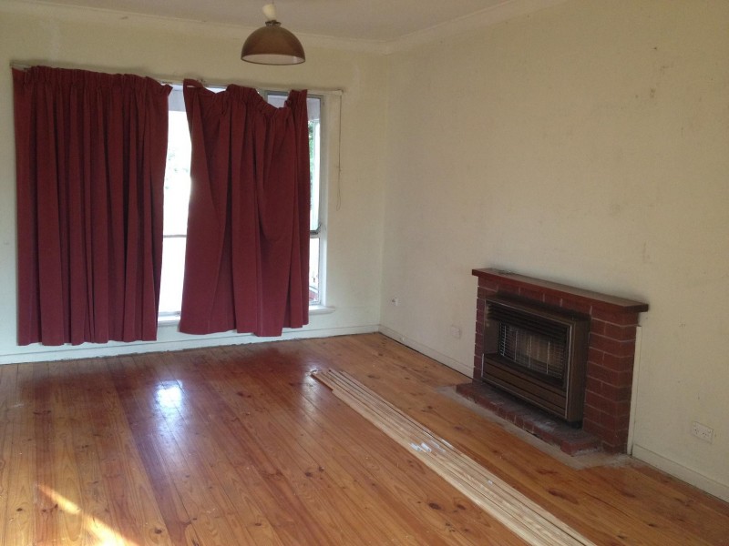 17 Abelia Street, Elizabeth Vale SA 5112