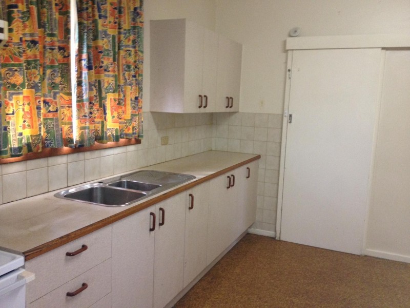 17 Abelia Street, Elizabeth Vale SA 5112