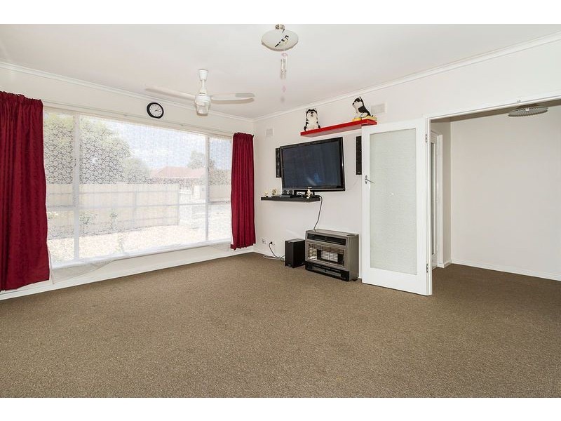 15 Goodall Road, Para Hills SA 5096