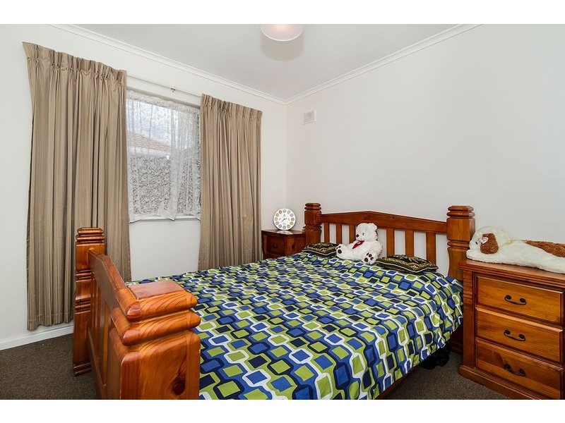 15 Goodall Road, Para Hills SA 5096