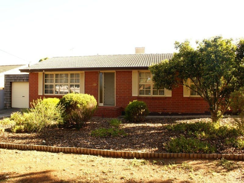 18 Garside Crescent, Salisbury East SA 5109