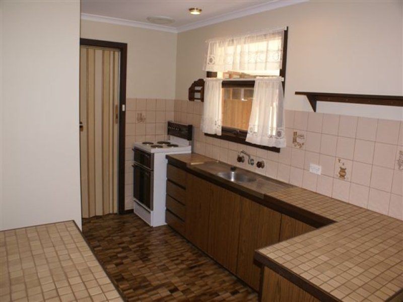 18 Garside Crescent, Salisbury East SA 5109