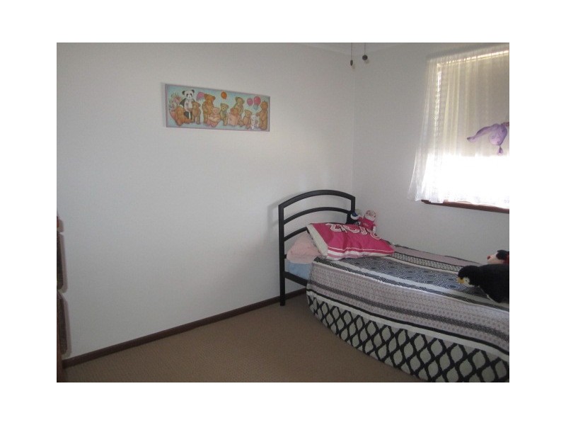 6 Rawe Court, Redwood Park SA 5097