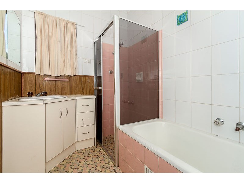 31 Myall Road, Para Hills SA 5096