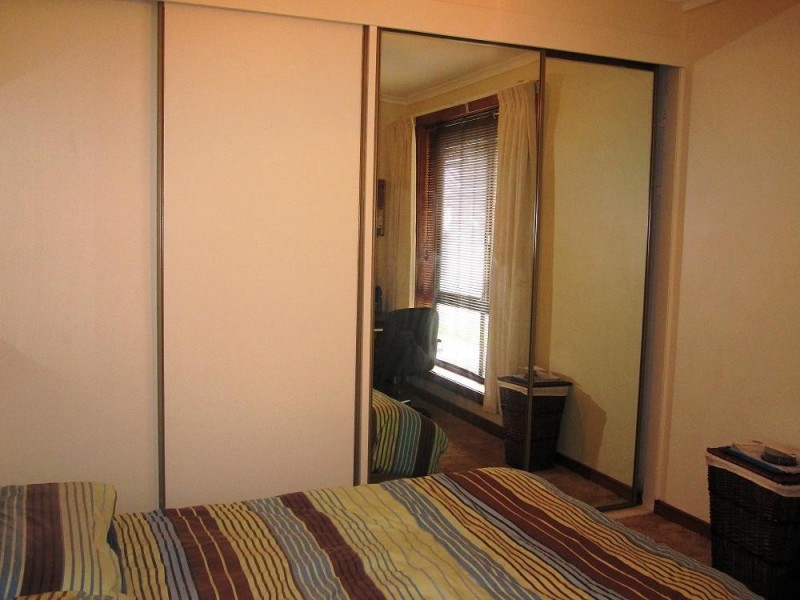 1a Raymond Road, St Agnes SA 5097