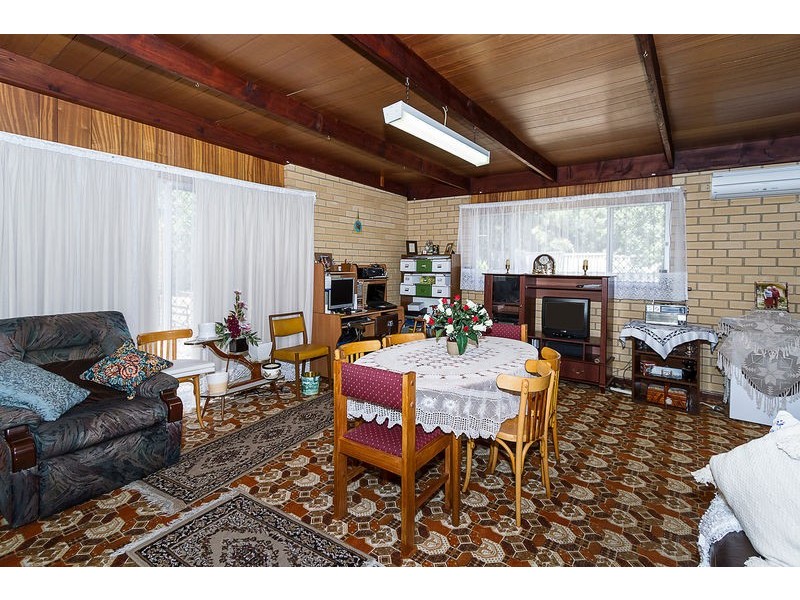 21 Nunyah Drive, Banksia Park SA 5091