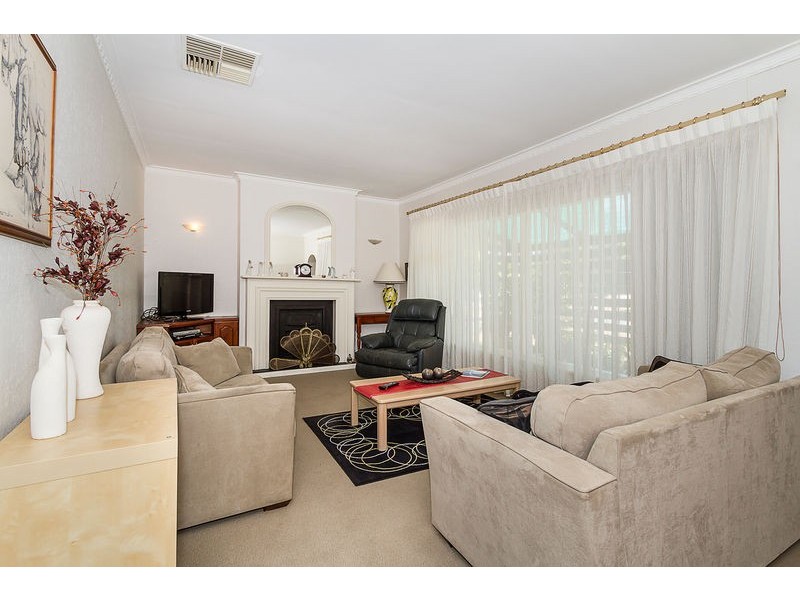 16 Liberman Road, Para Hills SA 5096