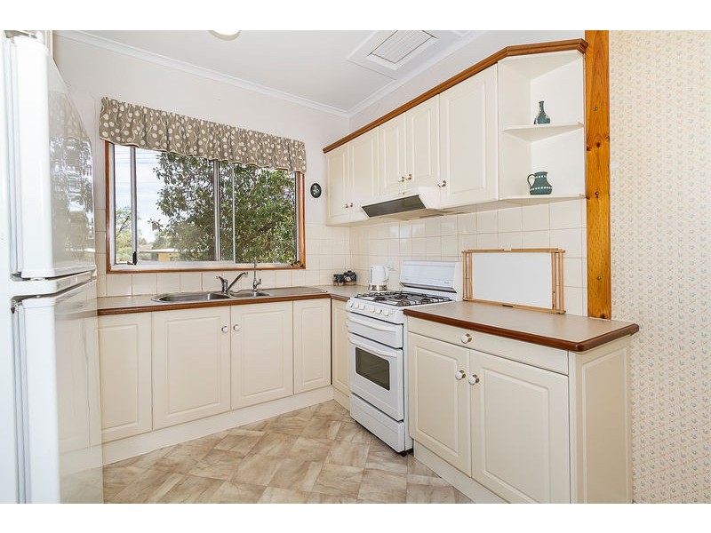 16 Liberman Road, Para Hills SA 5096