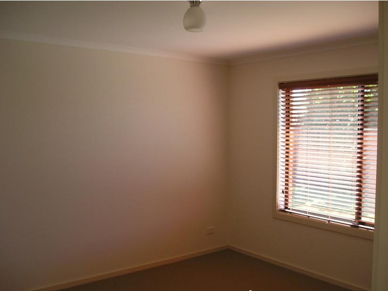 28 Hamra Drive, Smithfield SA 5114