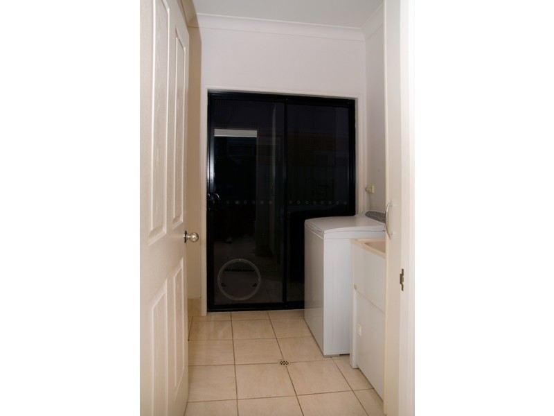 10 Avocet Drive, Mawson Lakes SA 5095