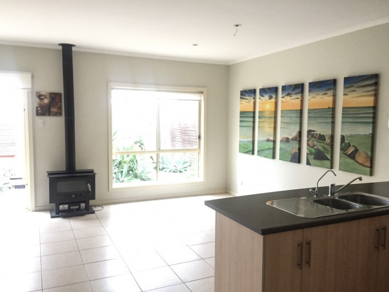 16 Redward Avenue, Greenacres SA 5086