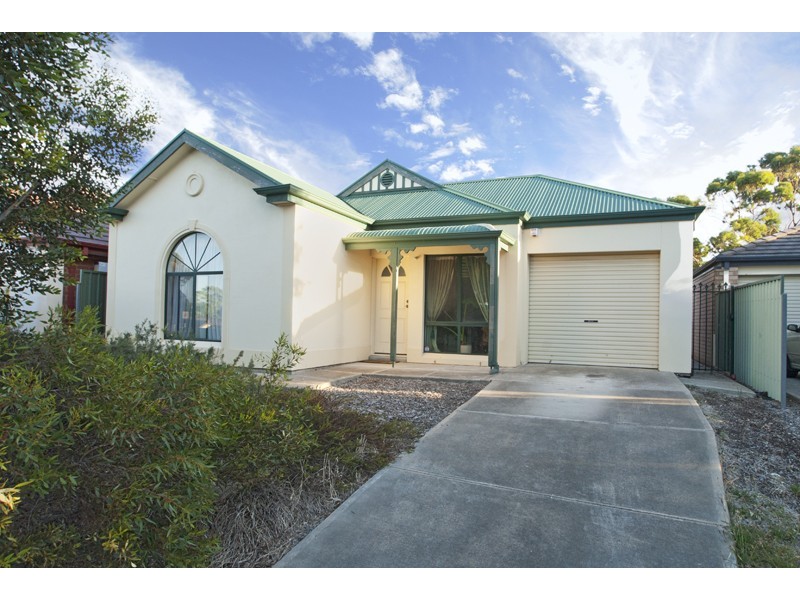 12 Duchess Walk, Para Hills SA 5096
