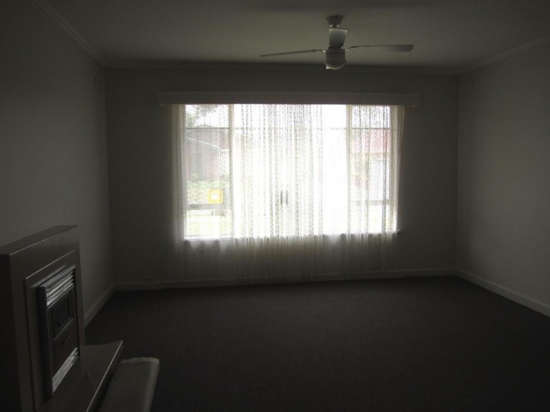 8 Welby Avenue, Salisbury East SA 5109