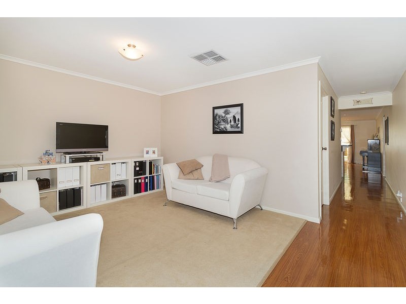 18 Persimmon Grove, Golden Grove SA 5125