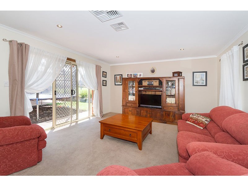 18 Persimmon Grove, Golden Grove SA 5125