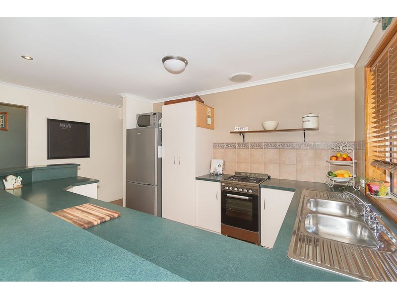 18 Persimmon Grove, Golden Grove SA 5125