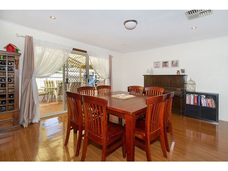 18 Persimmon Grove, Golden Grove SA 5125