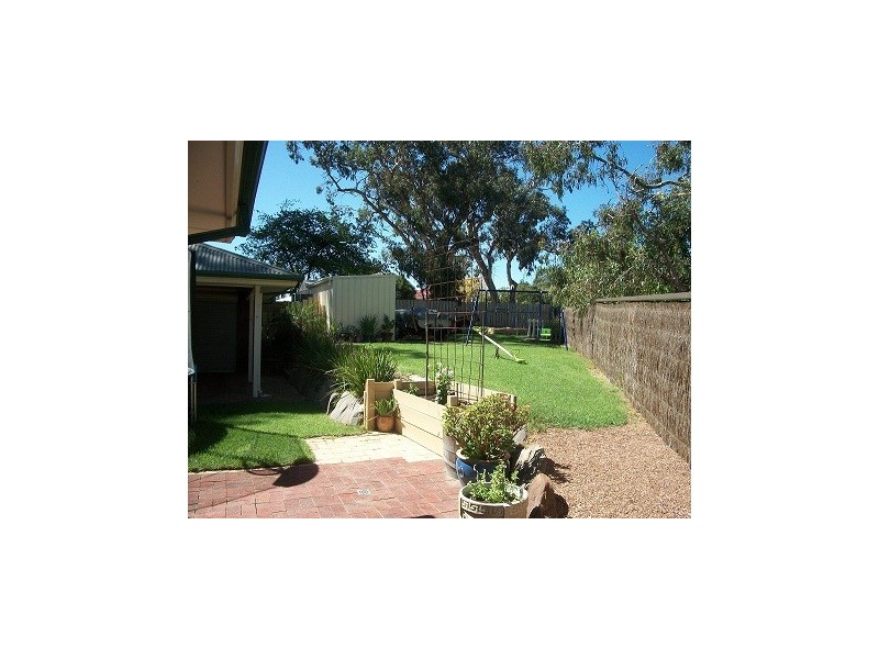18 Persimmon Grove, Golden Grove SA 5125