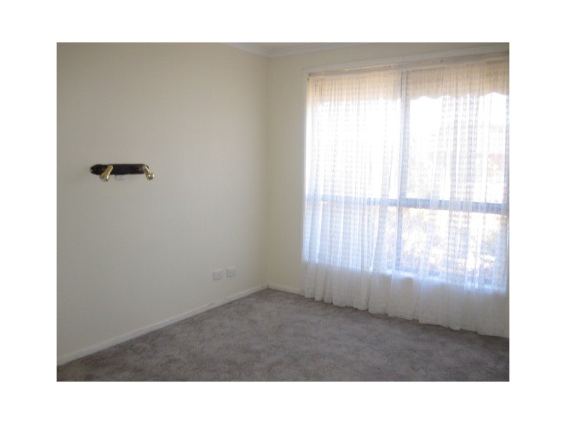 13 Beadell Street, Burton SA 5110