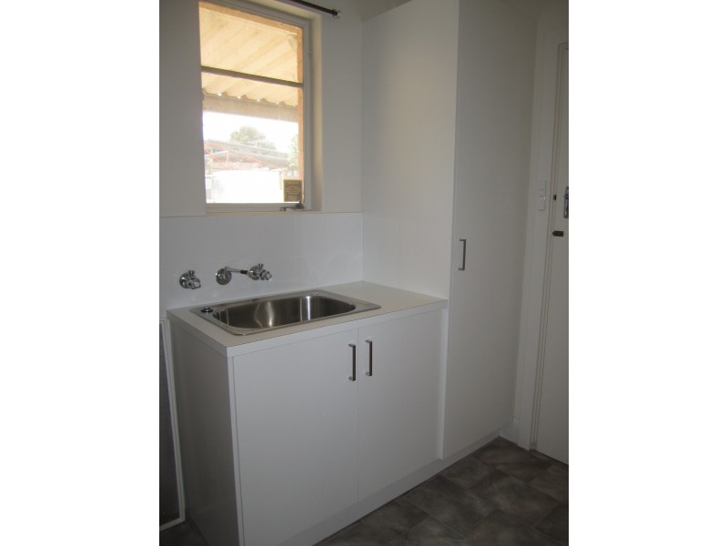 8 Welby Avenue, Salisbury East SA 5109