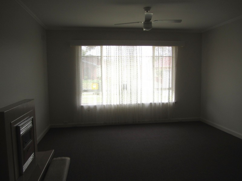 8 Welby Avenue, Salisbury East SA 5109