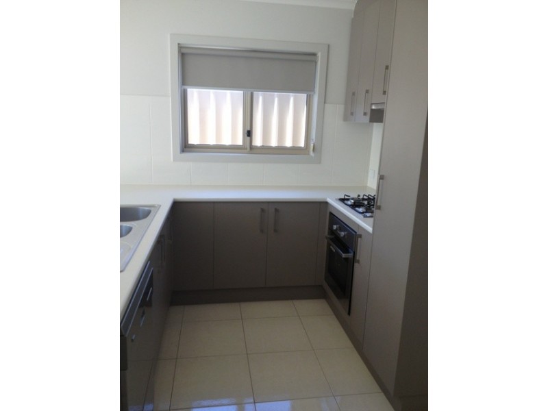 36 Milne Road, Para Hills SA 5096