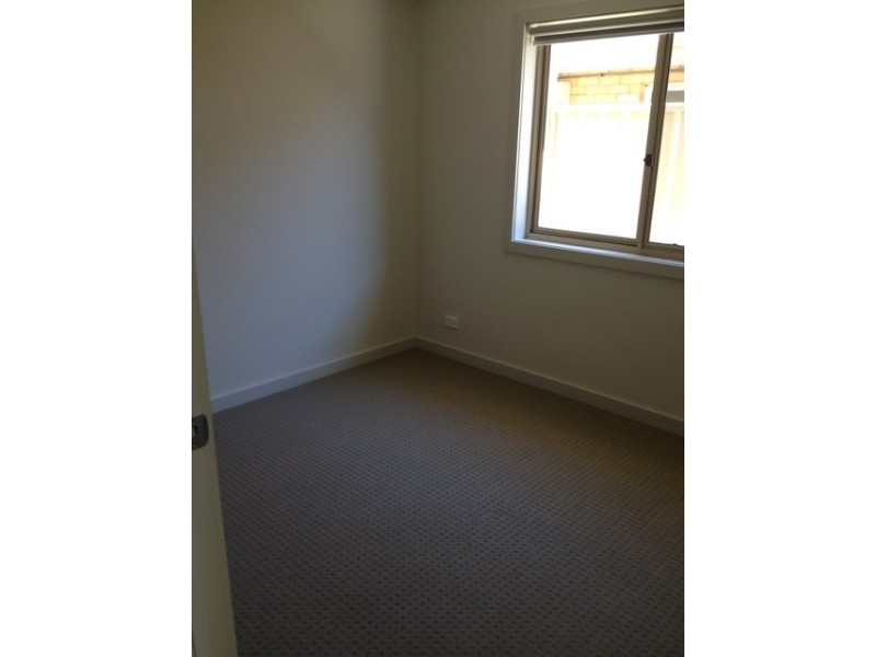 36 Milne Road, Para Hills SA 5096