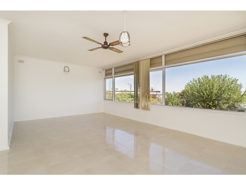 22 Seaview Road, Para Hills SA 5096