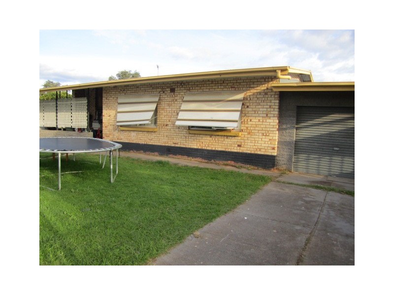 32 Broughton Street, Elizabeth Vale SA 5112